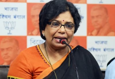 NCW Chairperson Condemns Verbal Attack On Slain Navy Officer's Widow