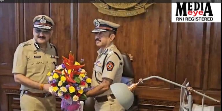 Deven Bharti Takes Charge as Mumbai's New Police Chief From Vivek Phansalkar