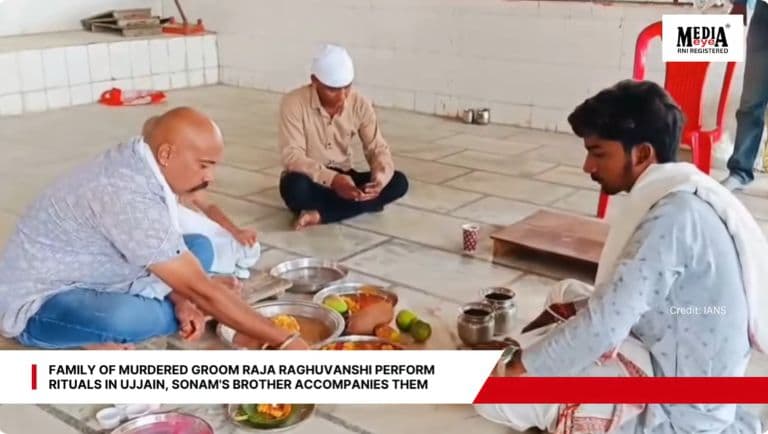 Family of Murdered Groom Raja Raghuvanshi Perform Rituals in Ujjain