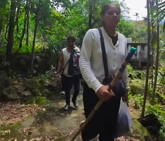 Last Video of Indore's Honeymoon Couple Surfaces, Sonam and Raja Raghuvanshi Seen Trekking in Meghalaya