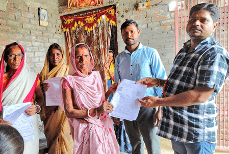 Dead, Duplicates And Gone: Why Are Some Leaders Fighting To Keep Them in Bihar’s Voter List?