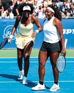 Venus Williams Wins in Washington Doubles Opener After 16-Month Layoff