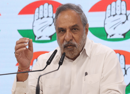 Congress Veteran Sharma Bows Out as Foreign Affairs Chief, Urges Generational Shift