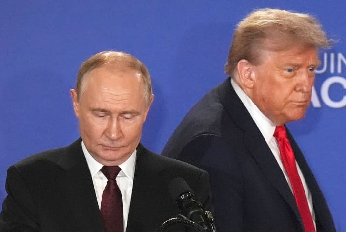 Trump Seeks to Hold Trilateral Summit As Early As Aug 22