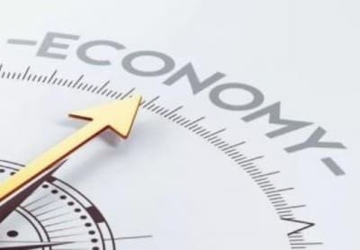 Trump Tariffs a Shock Therapy India Needs to Break Free of Dependence: Economists