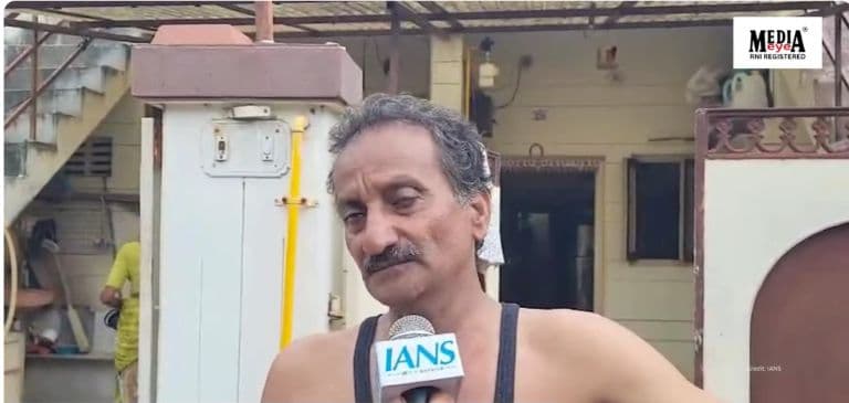 Attacker's Neighbour Does Not Believe He Hit Rekha Gupta