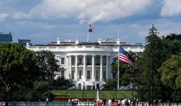 Trump Orders US Flags To Be Flown at Half-Staff to Honour School Shooting Victims
