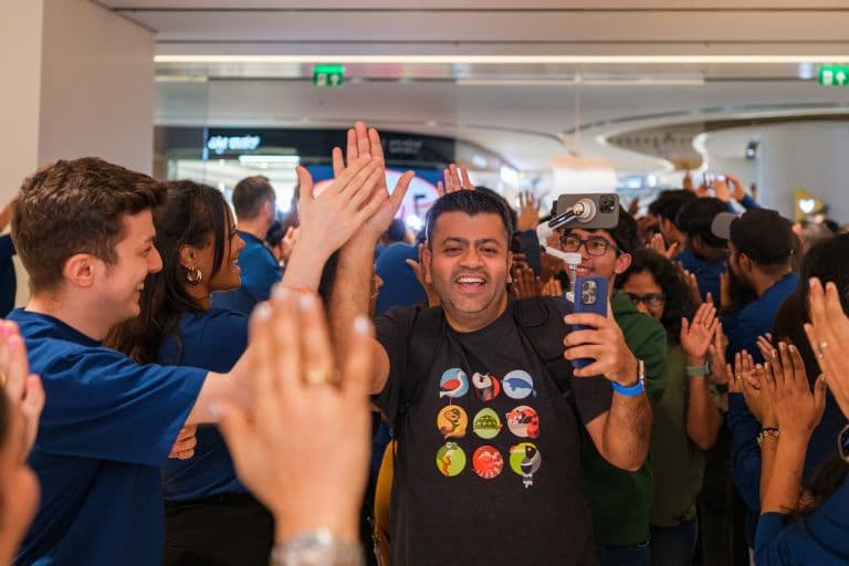 CEO Tim Cook Announces Two New Apple Stores in Bengaluru And Pune, Says 'Thrilled' To Bring The Best To The People in India