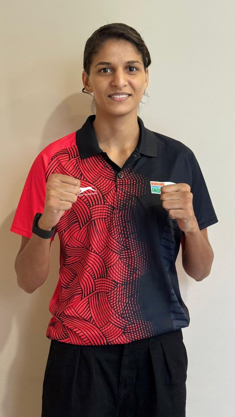 Jasmine Stuns Olympic Silver Medallist to Clinch Gold at World Boxing Championships