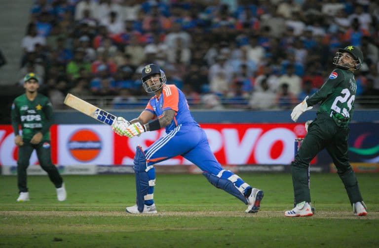 India vs Pakistan Asia Cup: History, Tension, and the 'Handshake' Everyone Will Be Watching!