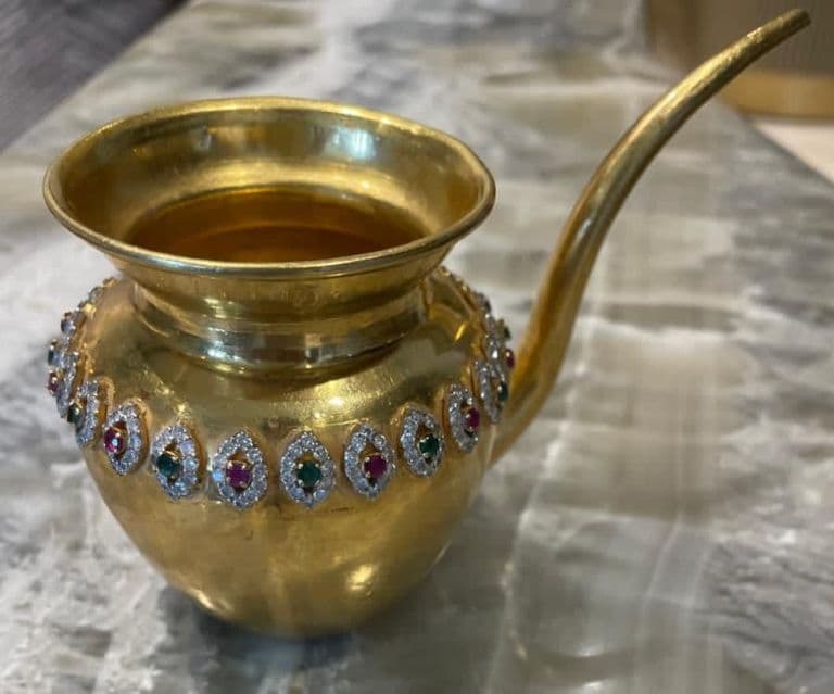 Stolen During Puja: Delhi Businessman Laments Loss of Golden ‘Kalash’ at Red Fort