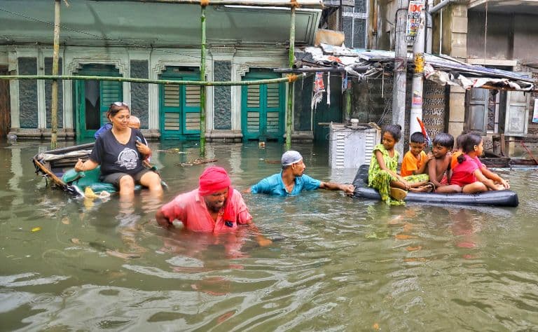 Death Toll in Rain-Related Incidents in Bengal Rises To 10, Eight Die in Kolkata Alone 