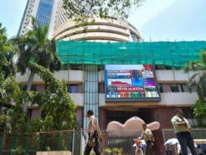 Mcap of 8 Most Valued Firms Jumps By Rs 1.69 Lakh Crore Amid Market Rally
