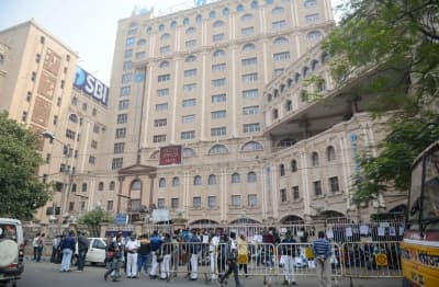 India’s Public Sector Banks Resilient Amid US Tariffs, Private Lenders Lose Market Cap
