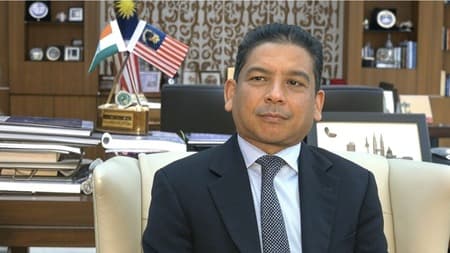 Malaysian High Commissioner Breaks Silence on Zakir Naik’s Extradition to India