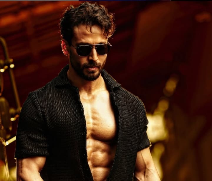 Tiger Shroff Reveals No Body Doubles, No VFX in Stunts