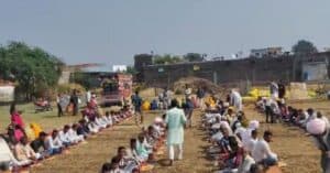 Over 4,000 Villagers Participate in Monkey’s Funeral Feast