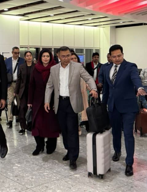 Tarique Rahman Returns to Bangladesh After 17 Years as Political Crisis Deepens