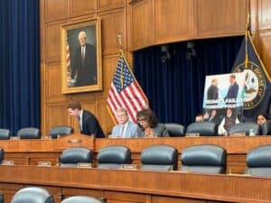 US Lawmakers Warn Trump’s Tariff Stance on India Could Harm Key Strategic Alliance
