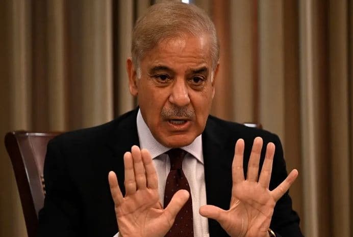 Shehbaz Sharif Trolled After ‘Gatecrashing’ Putin-Erdogan Meeting Video Goes Viral