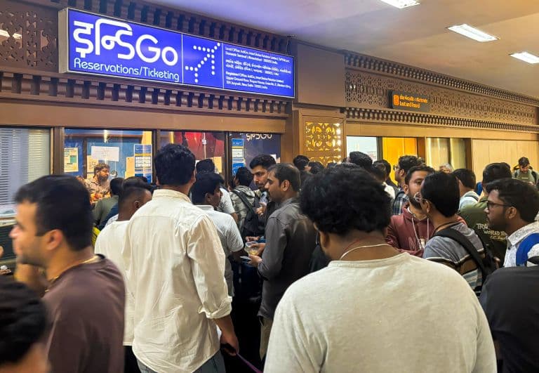 DGCA Holds IndiGo Leadership Responsible, Issues Show-Cause Notice to CEO Amid Worsening Flight Crisis