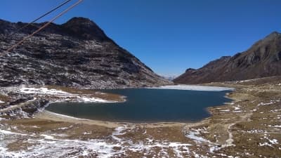 Army Rescues Tourists From Frozen Sela Lake in Arunachal; One Found Dead, Search On