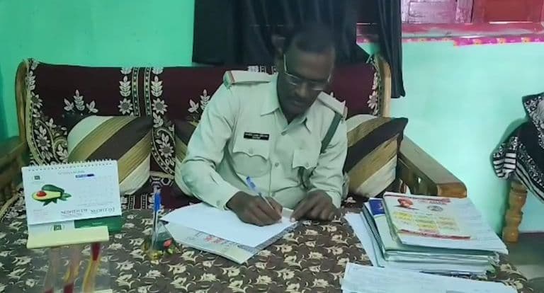 Unsung Hero: Panna Forest Guard's Mission to Protect Medicinal Treasures
