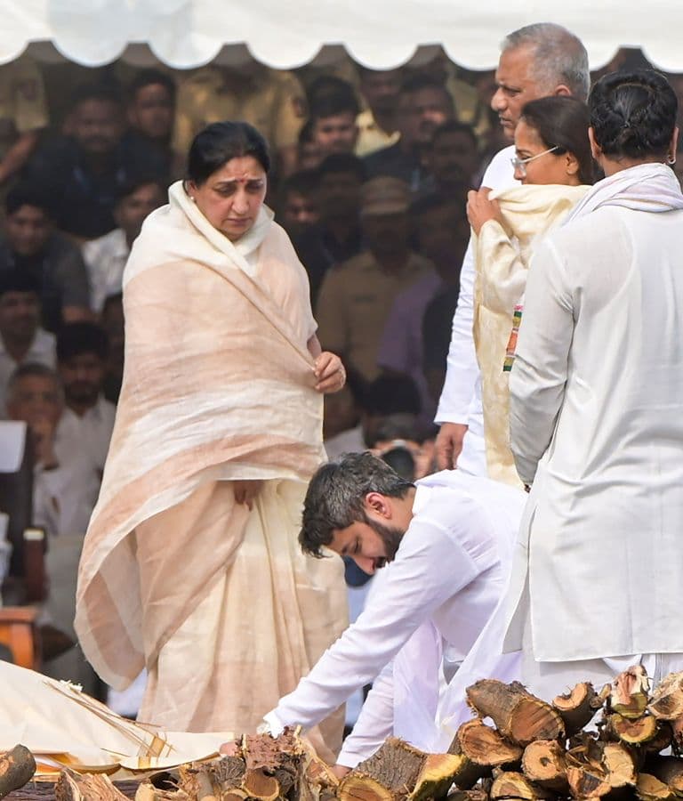Sunetra Pawar Elected NCP Legislature Party Leader Unanimously, Proposed by Chhagan Bhujbal
