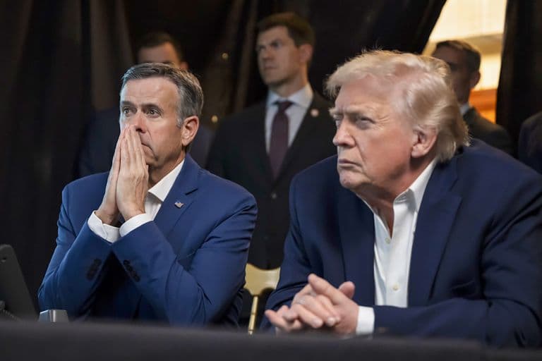 Global Media Buzzes as Trump Declares Himself ‘Acting President of Venezuela’ in Viral Truth Social Post