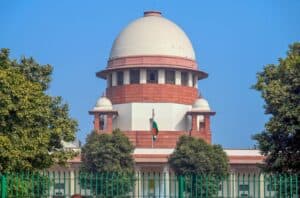 Supreme Court Issues Notice to ECI on Mamata Banerjee’s Plea Against Bengal Voter Roll Revision