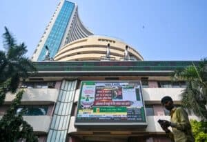 Indian Markets Edge Higher Despite IT Drag Over AI-Led ‘SaaSpocalypse’ Fears