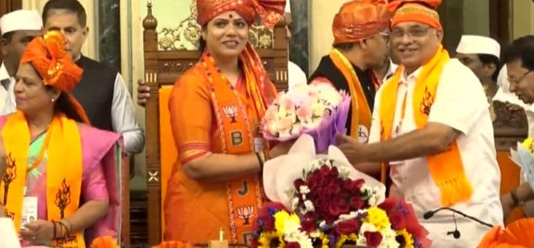 Ritu Tawde, Sanjay Ghadi Elected Unopposed as BMC Mayor and Deputy Mayor