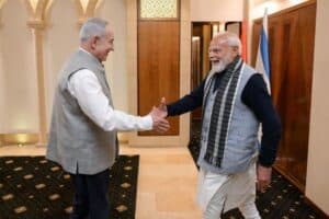 Netanyahu Welcomes PM Modi in Traditional Indian Attire During Symbolic Dinner
