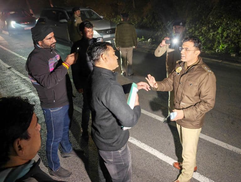 Himachal Police Hand Over 3 Youth Congress Activists to Delhi; 24-Hour Standoff Ends