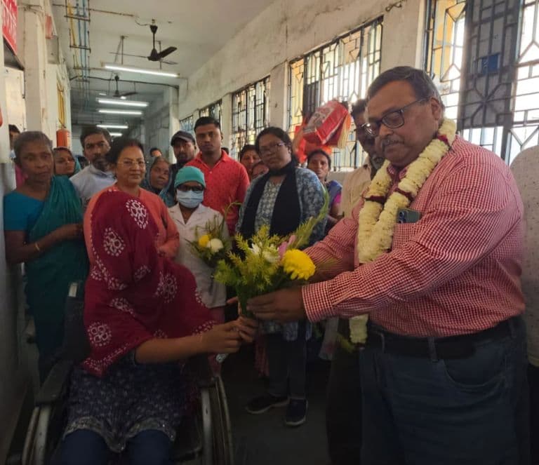 Miracle Revival: 14-Year-Old Girl Comes Back to Life Thanks to Ambulance Technician