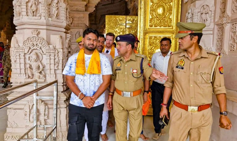 Lucknow Super Giants Unveil New Logo, Jerseys & Support Staff Ahead of IPL 2026 Season