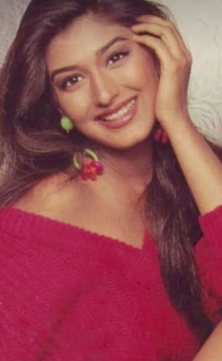 Sonali Bendre Shares 1990s Throwback Photos When Life Was "Simpler"