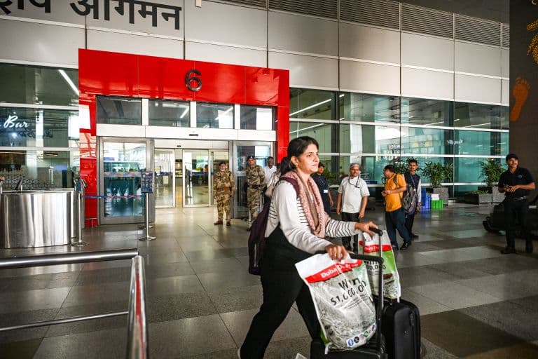 Indian Airlines Gradually Resume Limited Middle East Flights as Airspace Restrictions Persist