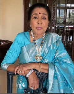 Legendary Singer Asha Bhosle Passes Away at 92 in Mumbai, Last Rites to Take Place on Monday at Shivaji Park