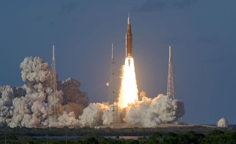 NASA Artemis II Astronauts Carry iPhones to Moon for First Time in Historic Mission