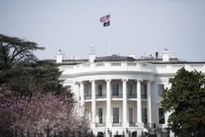 White House Says Iran Talks “Productive” Despite Rising Strait of Hormuz Tensions