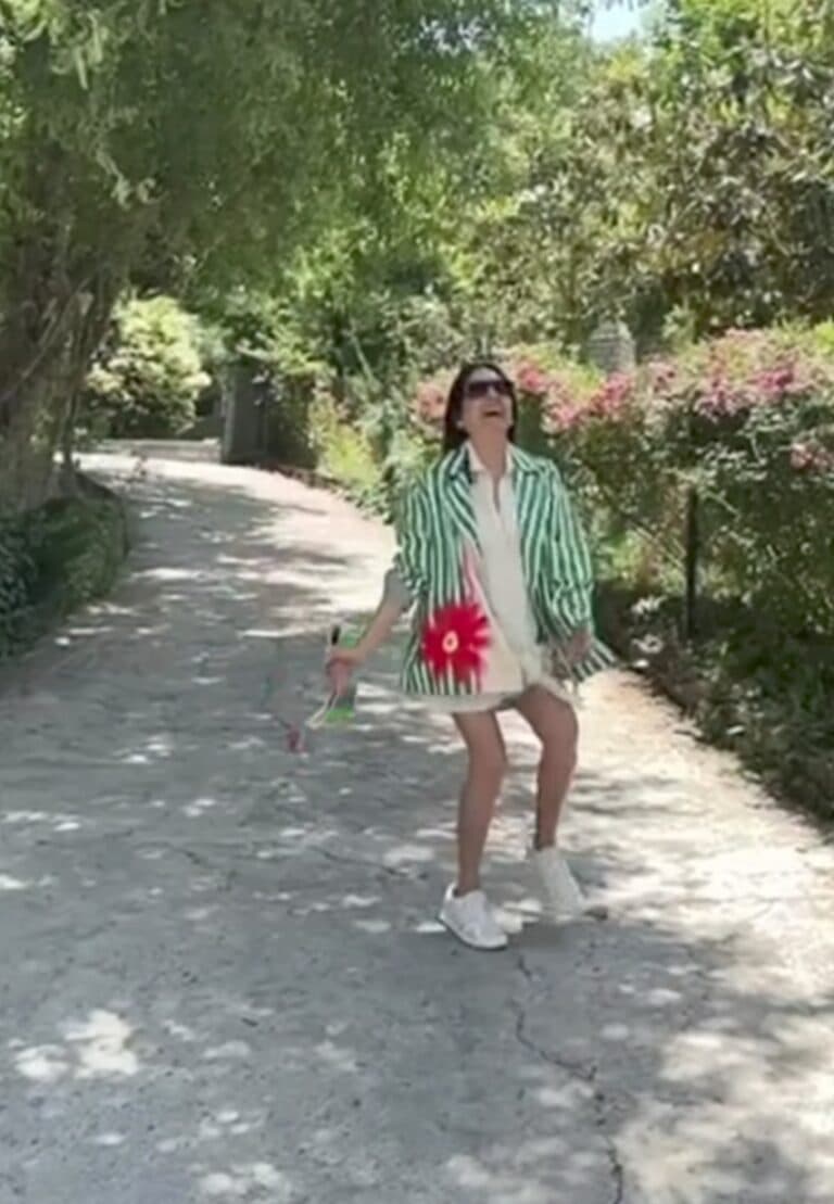 Neena Gupta Embraces Age With Confidence, Dons Hot Pants, Says “Buddhi Ho Toh Kya”
