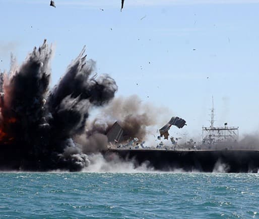 US Forces Target Iranian Missile Positions, Naval Vessels in Escalation Near Gulf Waters