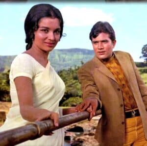 Asha Parekh Recalls Chaos During ‘Kati Patang’ Shoot Over Rajesh Khanna Fans Who Pelted Stones