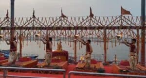 Devotees Gather in Large Numbers for Ganga Dussehra Rituals Across Uttar Pradesh