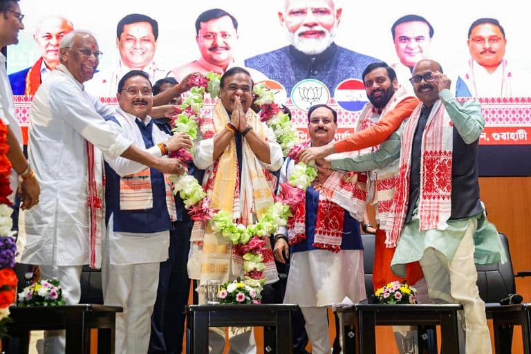 Himanta Biswa Sarma Meets Governor to Stake Claim for New BJP-Led NDA Government in Assam; To Take Oath on May 12