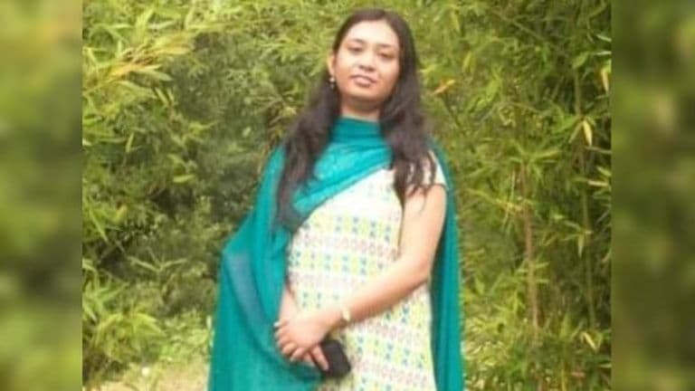 Delhi University Assistant Professor Found Dead in Vasundhara Enclave Flat