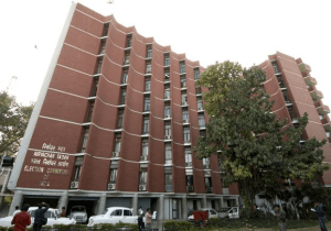 EC serves notice on Rahul Gandhi on BJP complaint