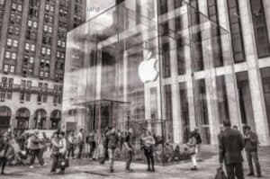 Apple set to launch several devices with flagship M2 chip