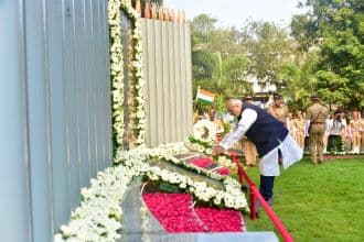 Maharashtra Governor, Ministers Pay Tribute to Police Martyrs On 26 /11 16th Anniversary